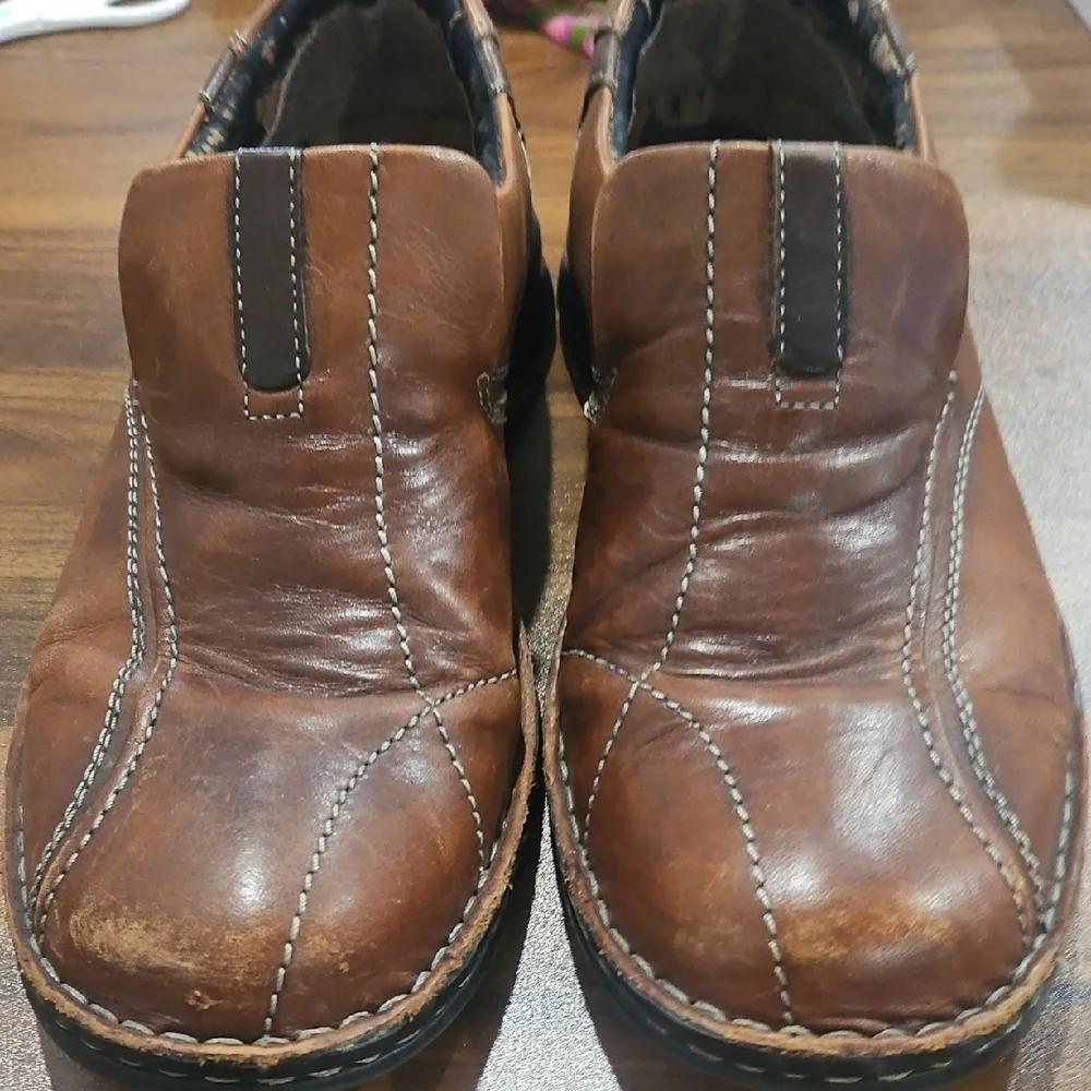 Clarks Men's Brown Leather Slip-On Loafers